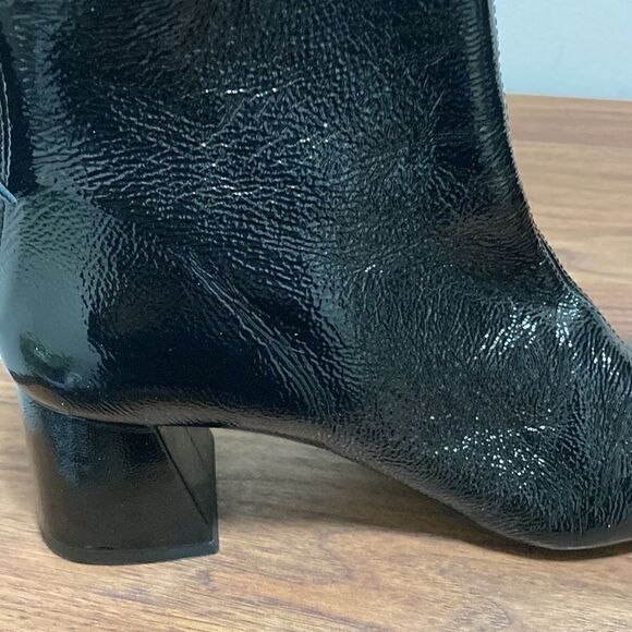 TopShop Black Crinkle Patent Leather Bootie with Back Zipper. Size 37. - Picture 5 of 7